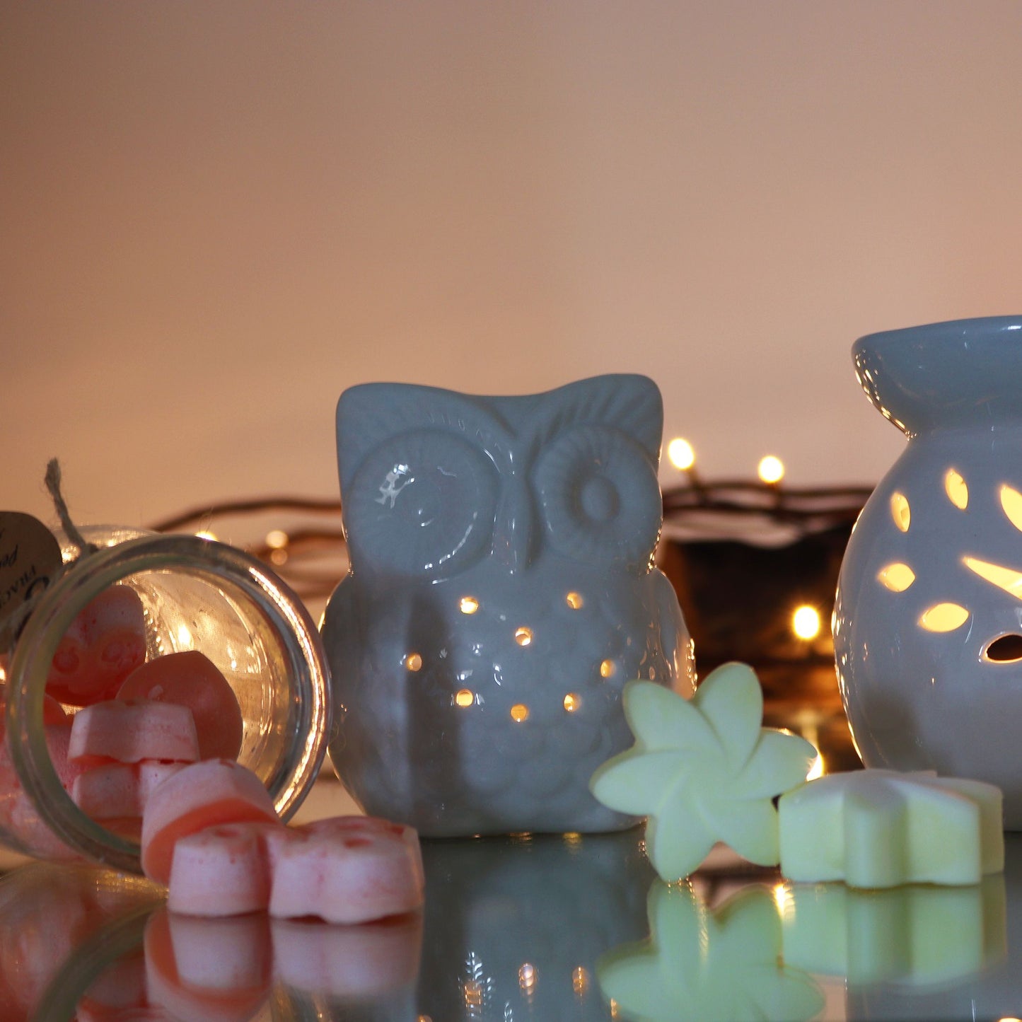 Ceramic Oil Burner — White Tall Owl Glow