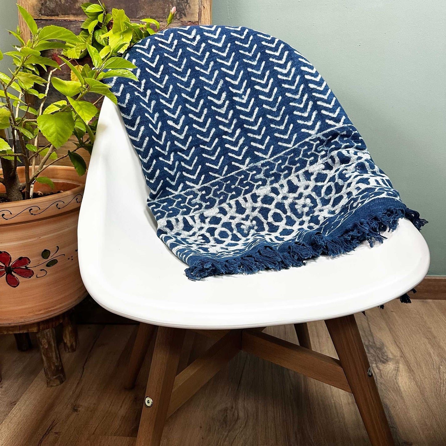 Handmade Indigo Throw — Seedha Arrows (170 × 120 cm)