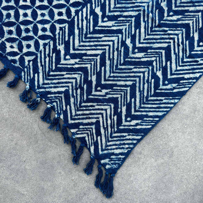 Handmade Indigo Throw — Namoona (170 × 120 cm)