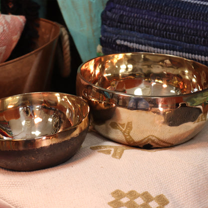 Extra Large Shining Bell-Metal Singing Bowl