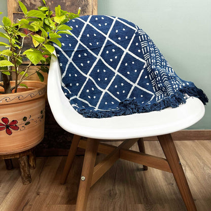 Handmade Indigo Throw — Midnight Heerak (170 × 120 cm)
